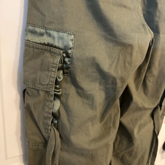 Abercrombie Fitch 2000’s Utility Cargo Pants Sz 24 Olive Green Drawstring Ankle - Picture 6 of 16